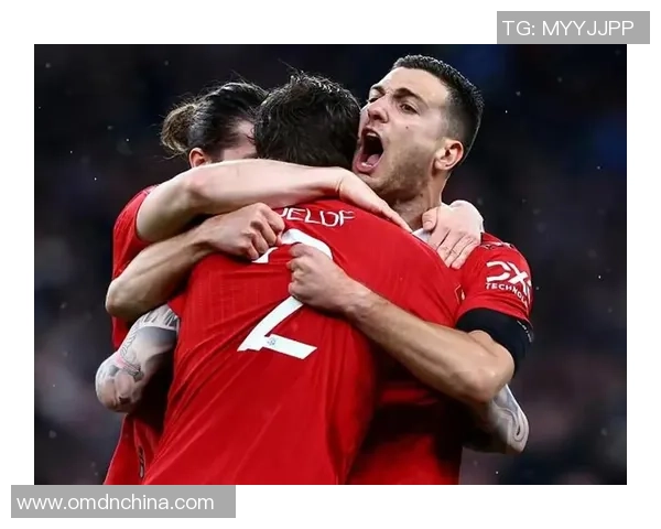 足总杯决赛精彩回顾那不勒斯点球大战力克曼联全场沸腾